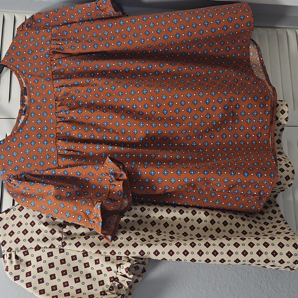 Shein Lg tops 2 short sleeves w ruffles front & back yoke crew neck rust & cream
